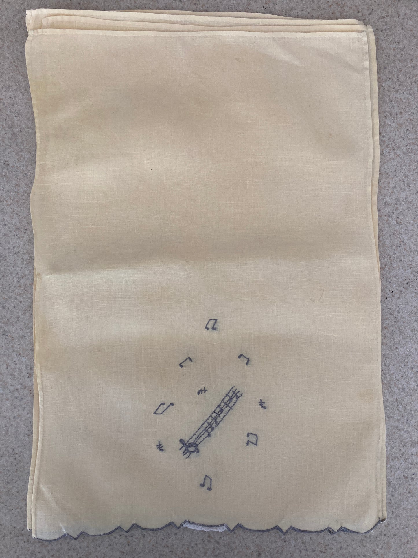 Vintage Fingertip/Guest Towels Musical Notes Set of Six