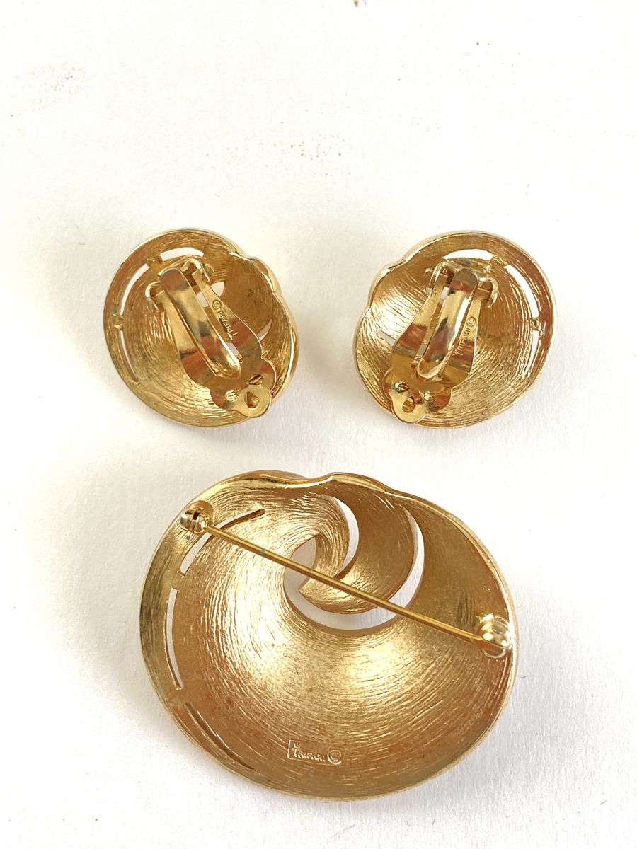 Trifari Textured Gold Swirl Brooch and Earrings
