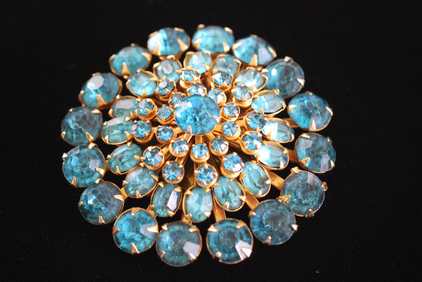 Vintage Aqua Rhinestone Starburst Dome Brooch