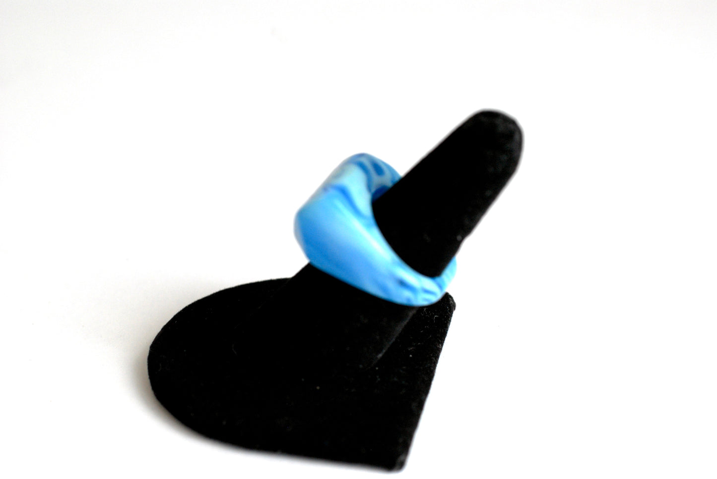 Blue Swirl Lucite Ring size 7 1/2