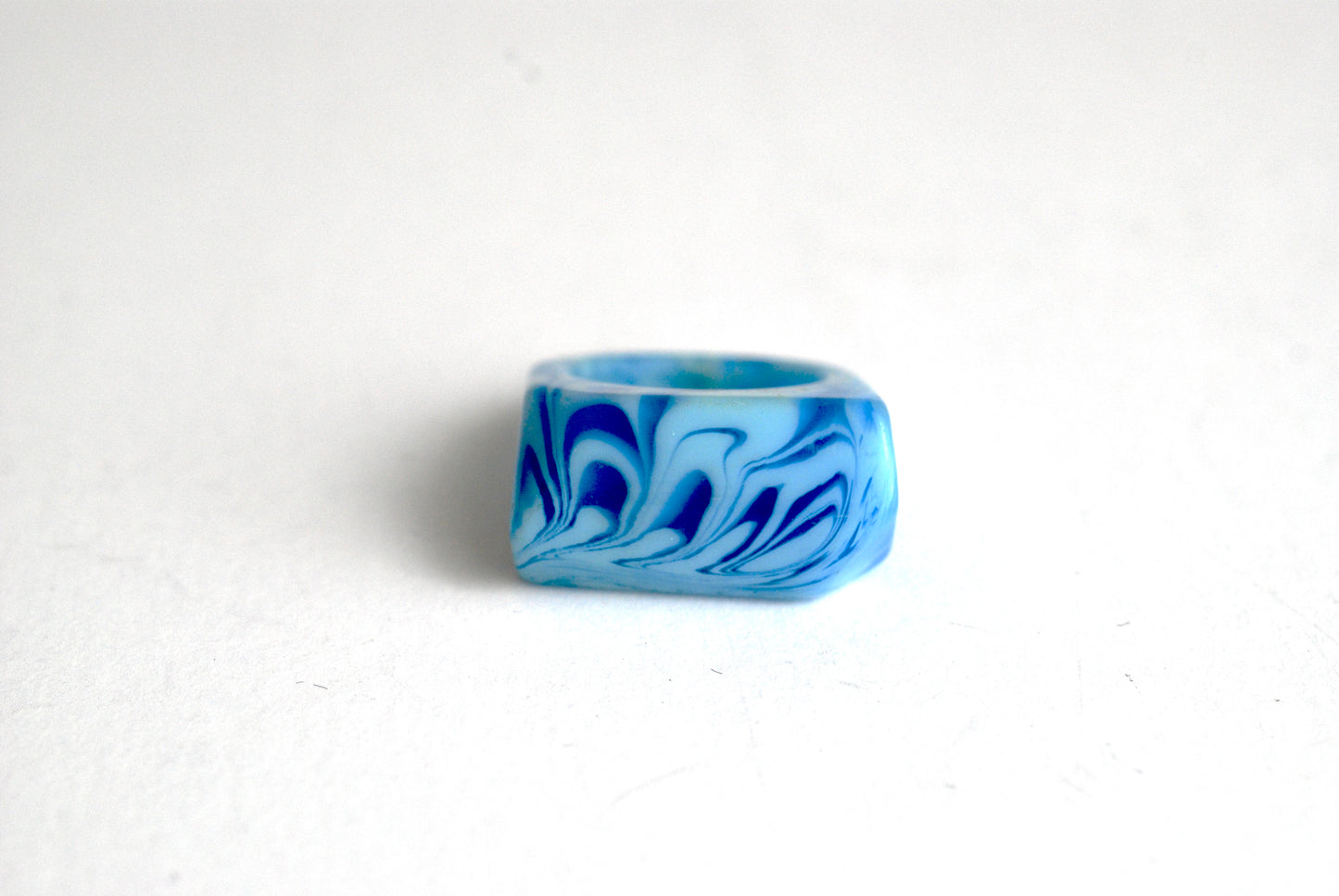 Blue Swirl Lucite Ring size 7 1/2