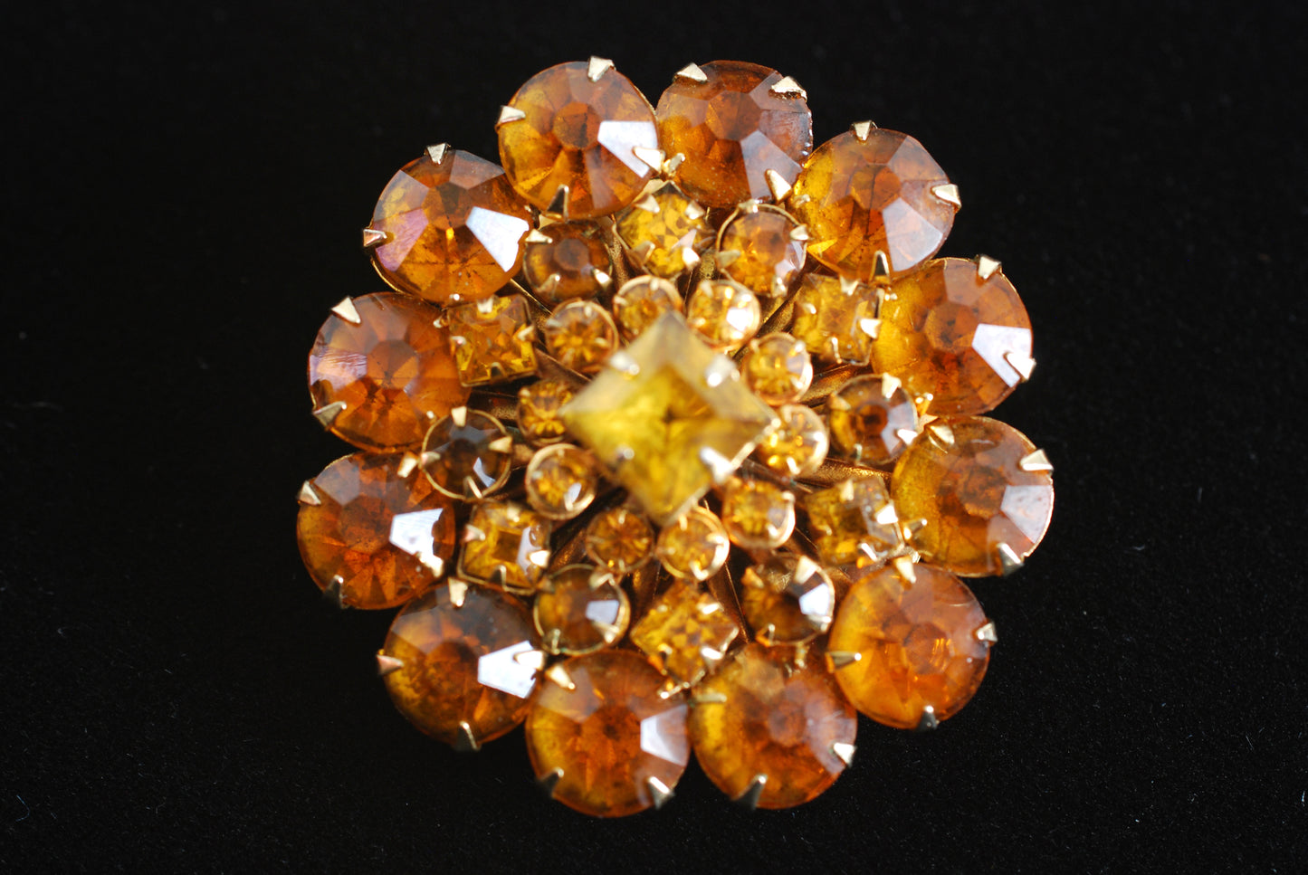 Small Topaz Rhinestone Starburst Brooch