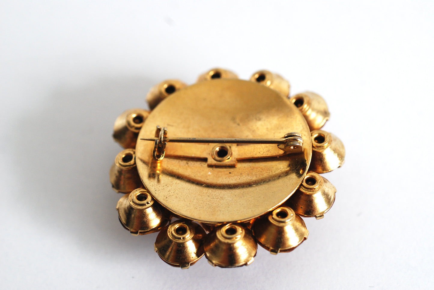 Small Topaz Rhinestone Starburst Brooch