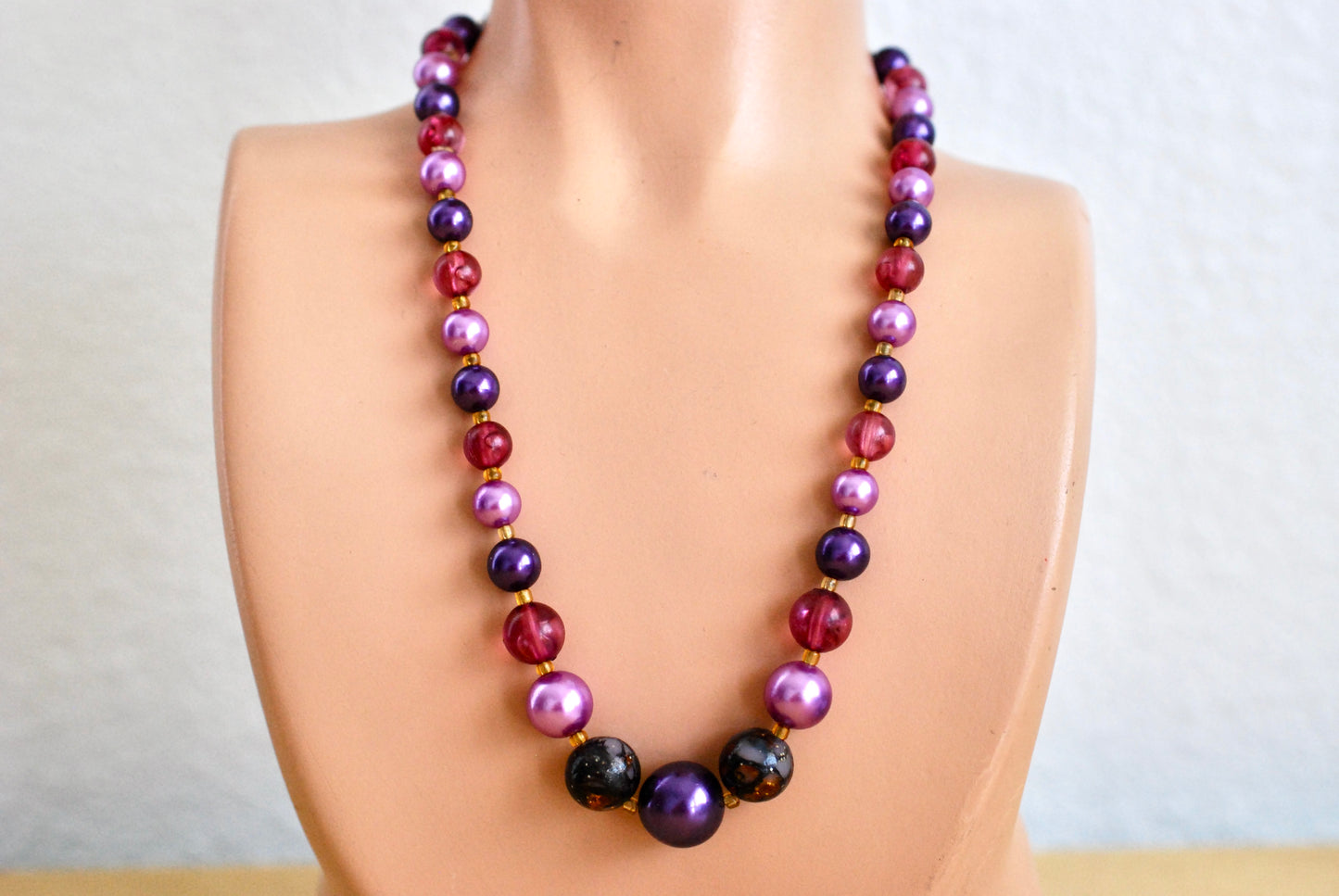 Vintage Purple Beaded Necklace 1950s, 1960s