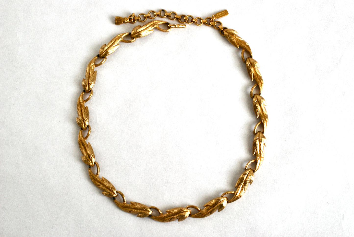 Vintage Monet Leaf Choker Goldtone Metal