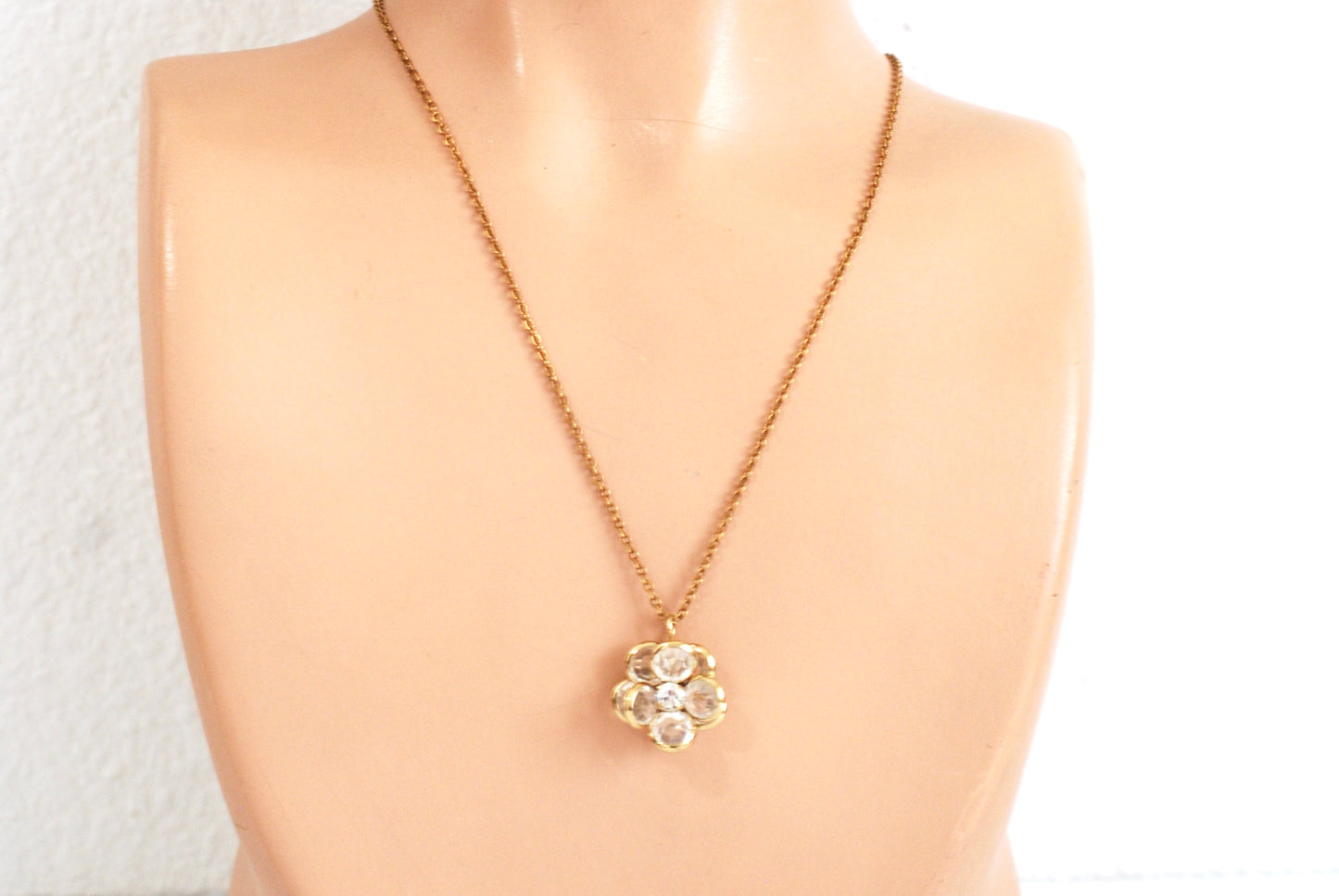 Vintage Crystal Flower Pendant Necklace Gold Plated