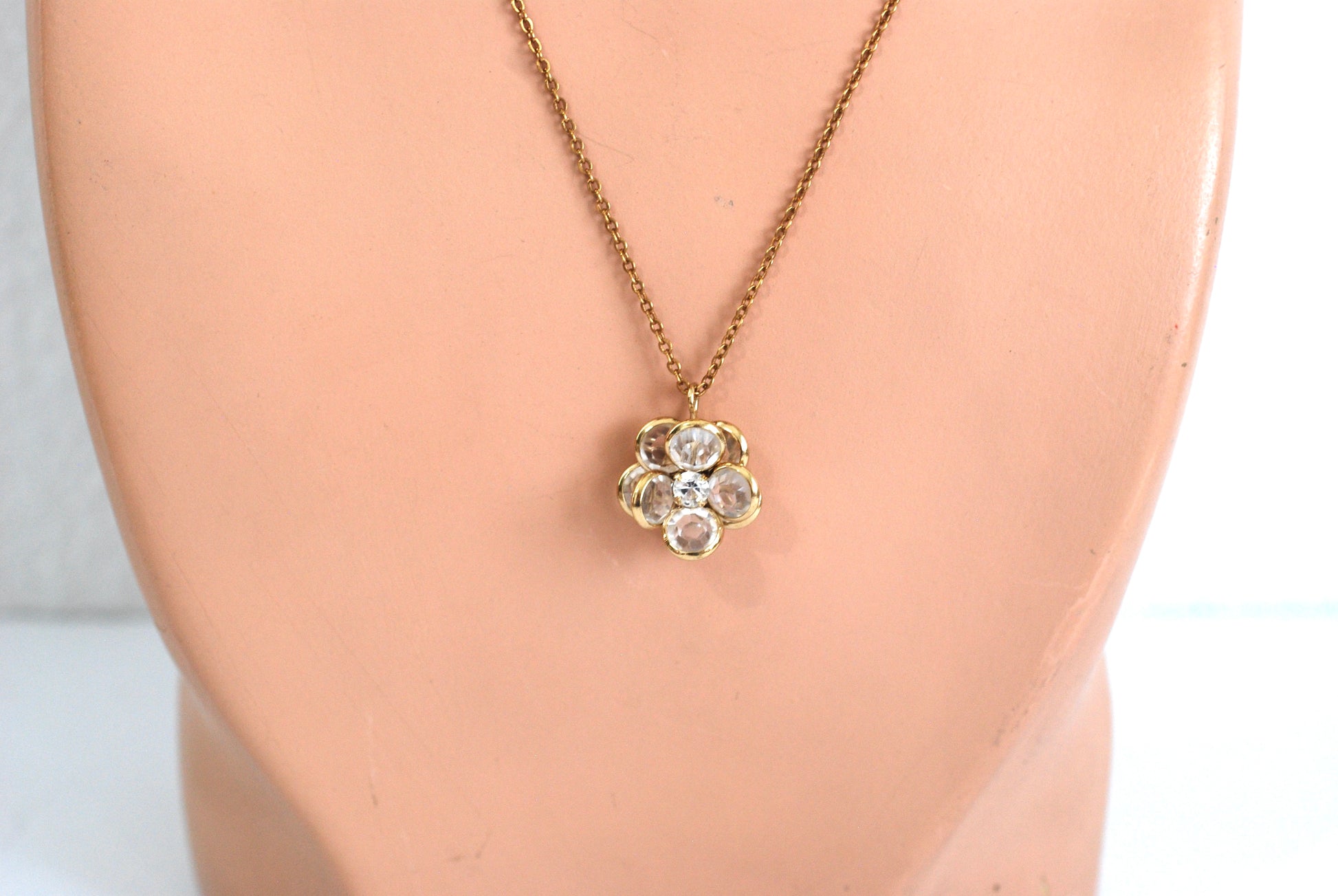 Vintage Crystal Flower Pendant Necklace Gold Plated