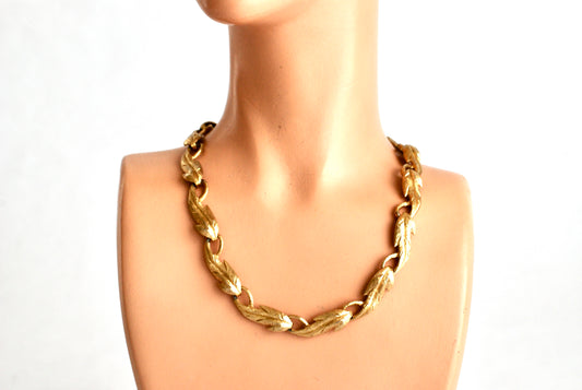 Vintage Monet Leaf Choker Goldtone Metal