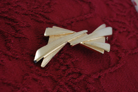 Abstract Bow Brooch by Monet in Gold