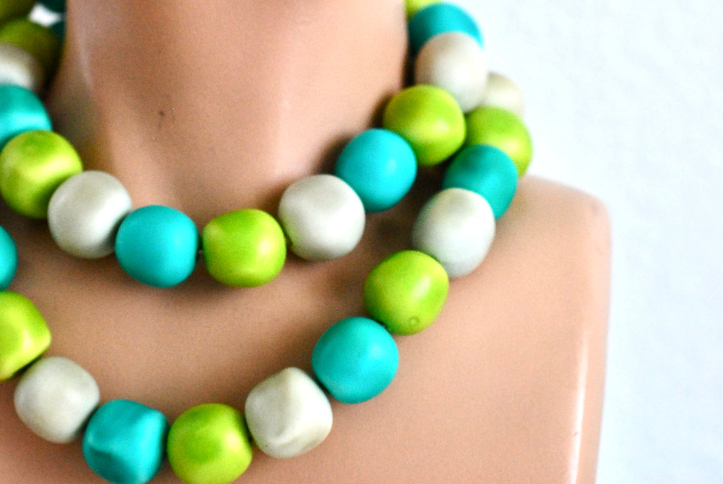 Tropical Necklace and Earrings set Vintage 1970s