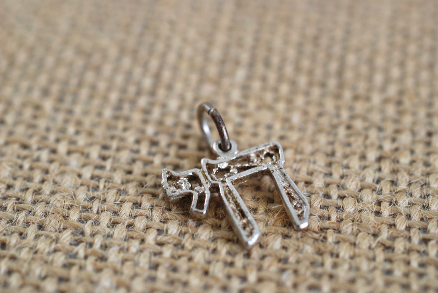 Sterling Silver Filigree Jewish Chai Pendant/Charm