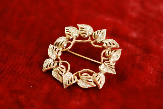 Vintage Circle Brooch Leaves and Rhinestones