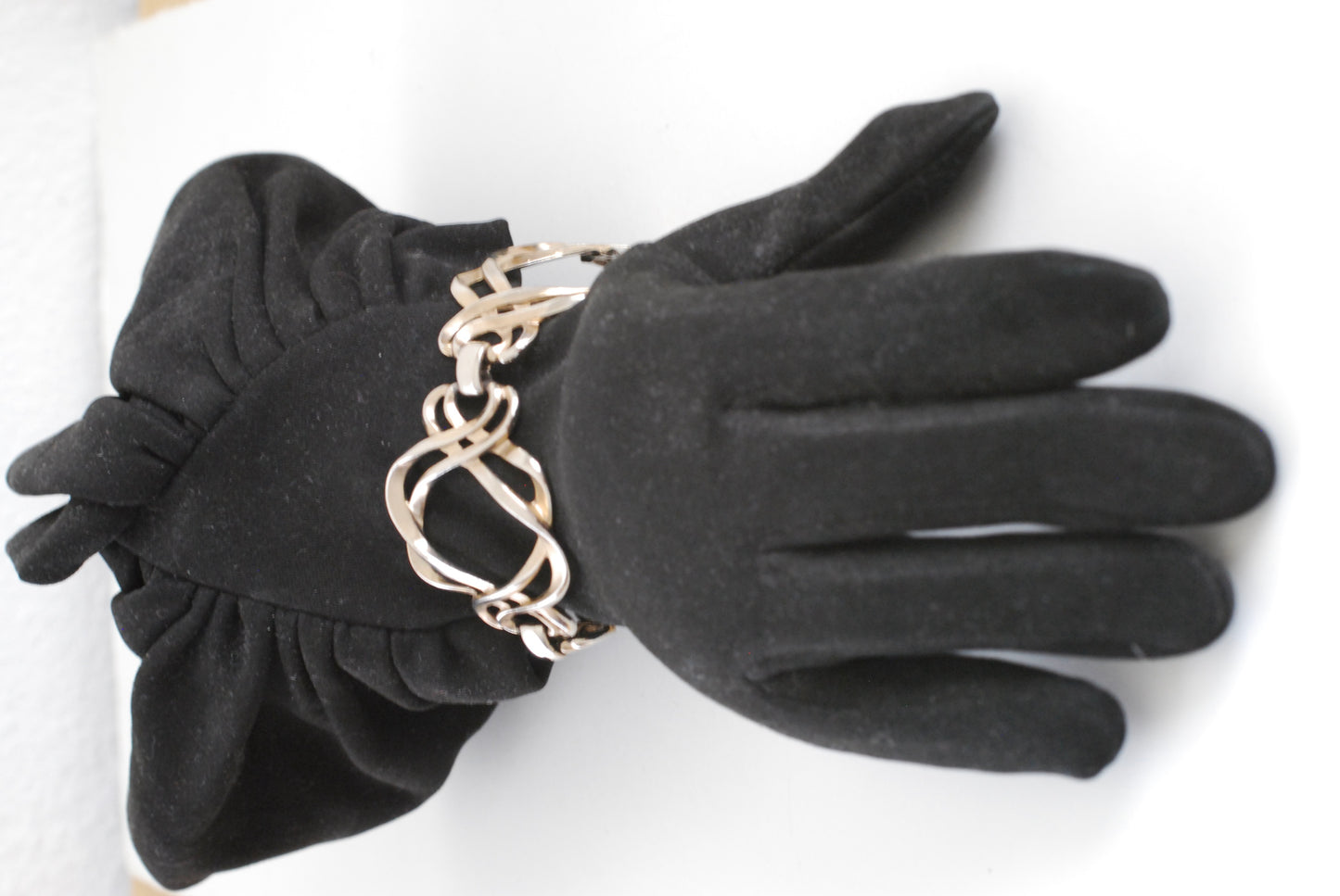 Silver Tone Large Open Love Knot Link Bracelet