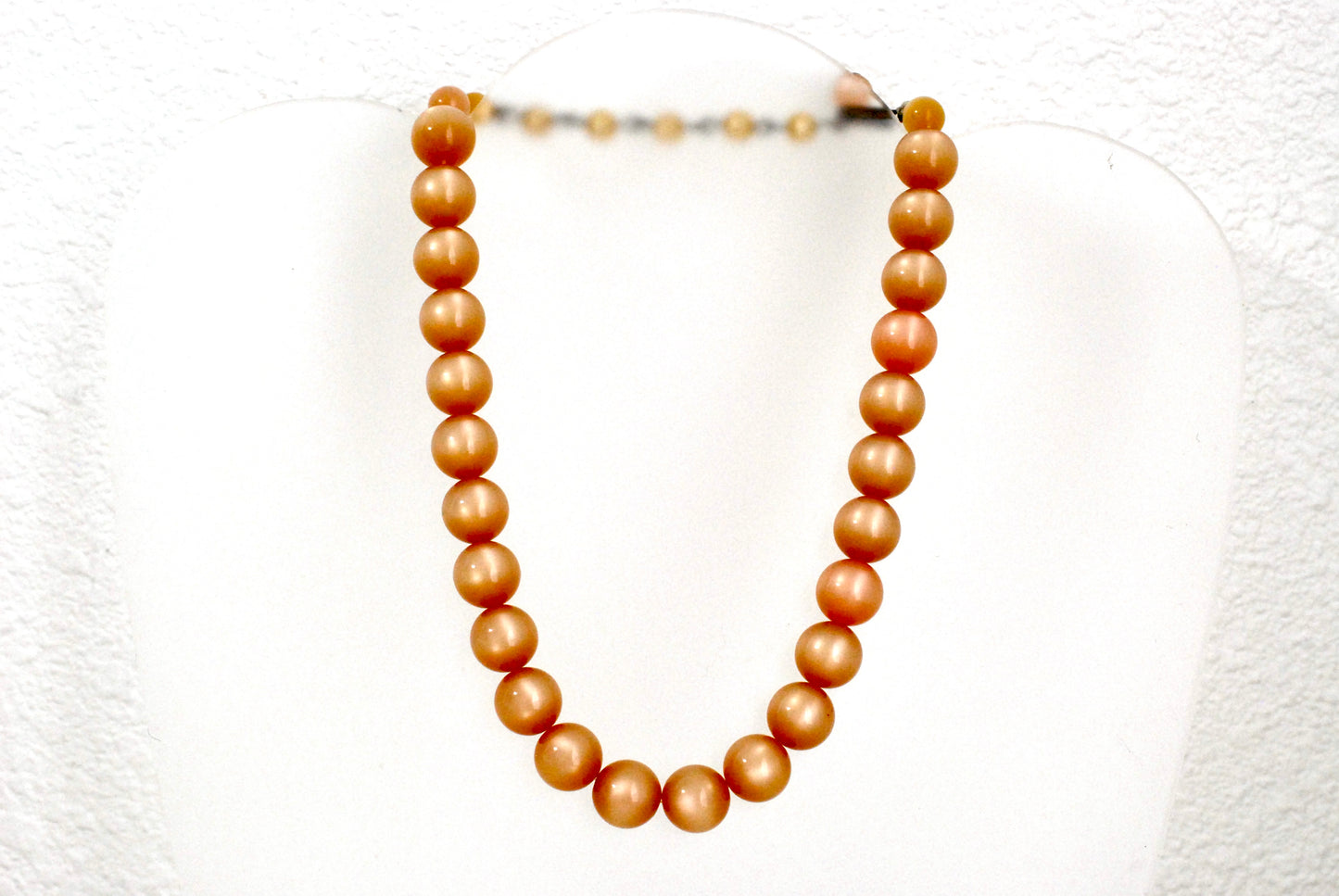 Vintage Peach Moonglow Thermoset Bead Choker Necklace