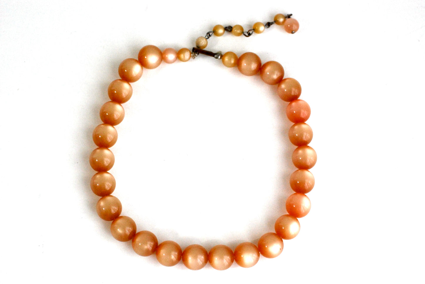 Vintage Peach Moonglow Thermoset Bead Choker Necklace