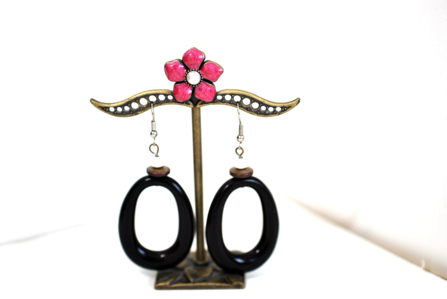 Large Black Oval Dangle Earrings Vintage 1970s