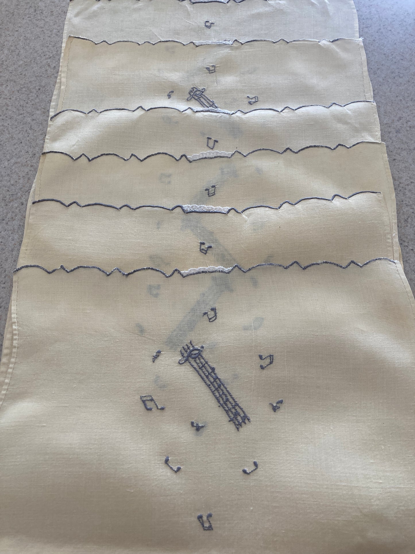 Vintage Fingertip/Guest Towels Musical Notes Set of Six