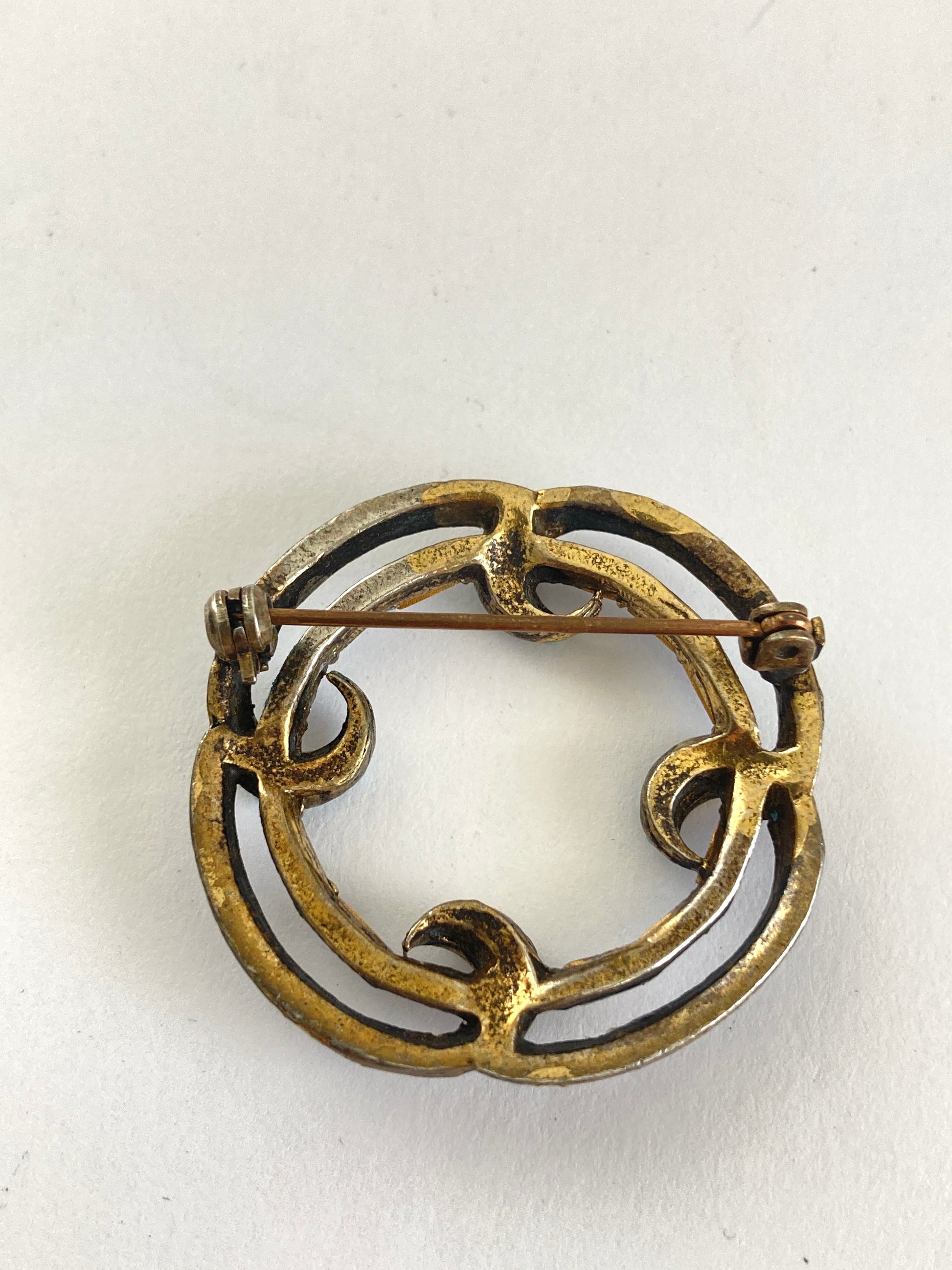 Art Deco Style Circle Brooch in Blue