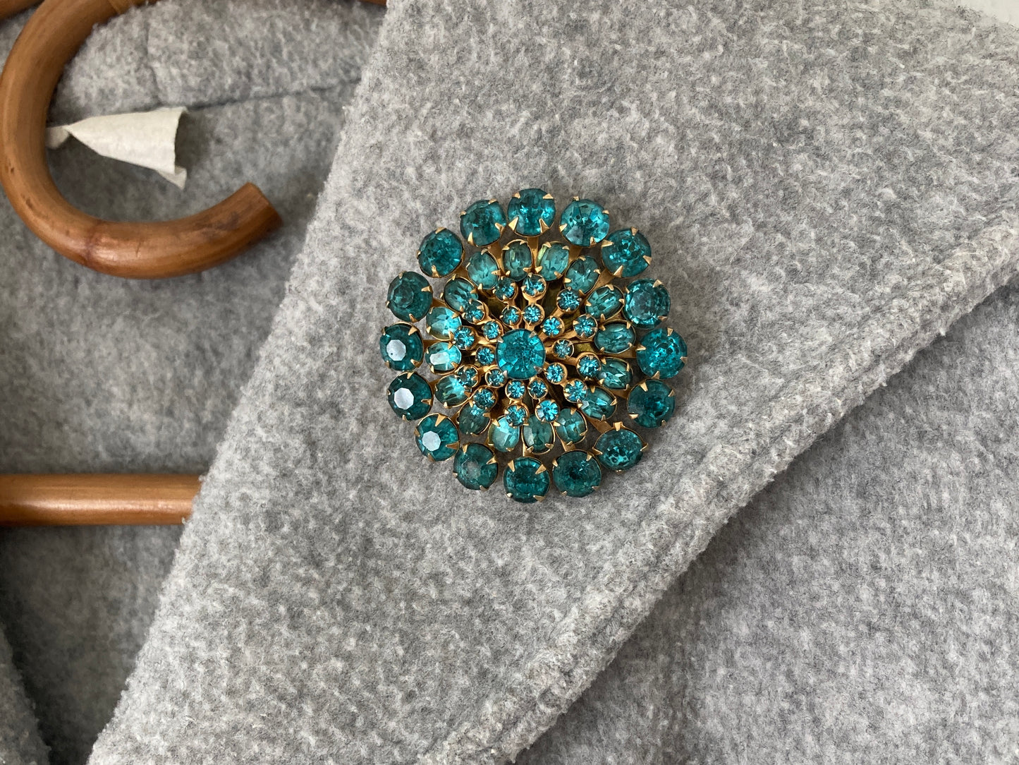 Vintage Aqua Rhinestone Starburst Dome Brooch