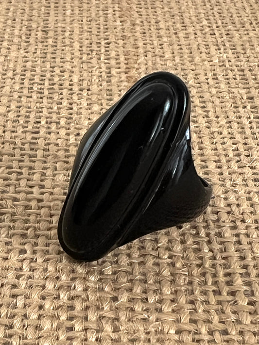 Oblong Lozenge Shape Black Plastic Ring Size 6
