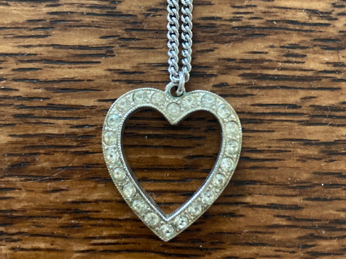 Vintage 1950s Clear Rhinestone and Rhodium Heart Pendant Necklace