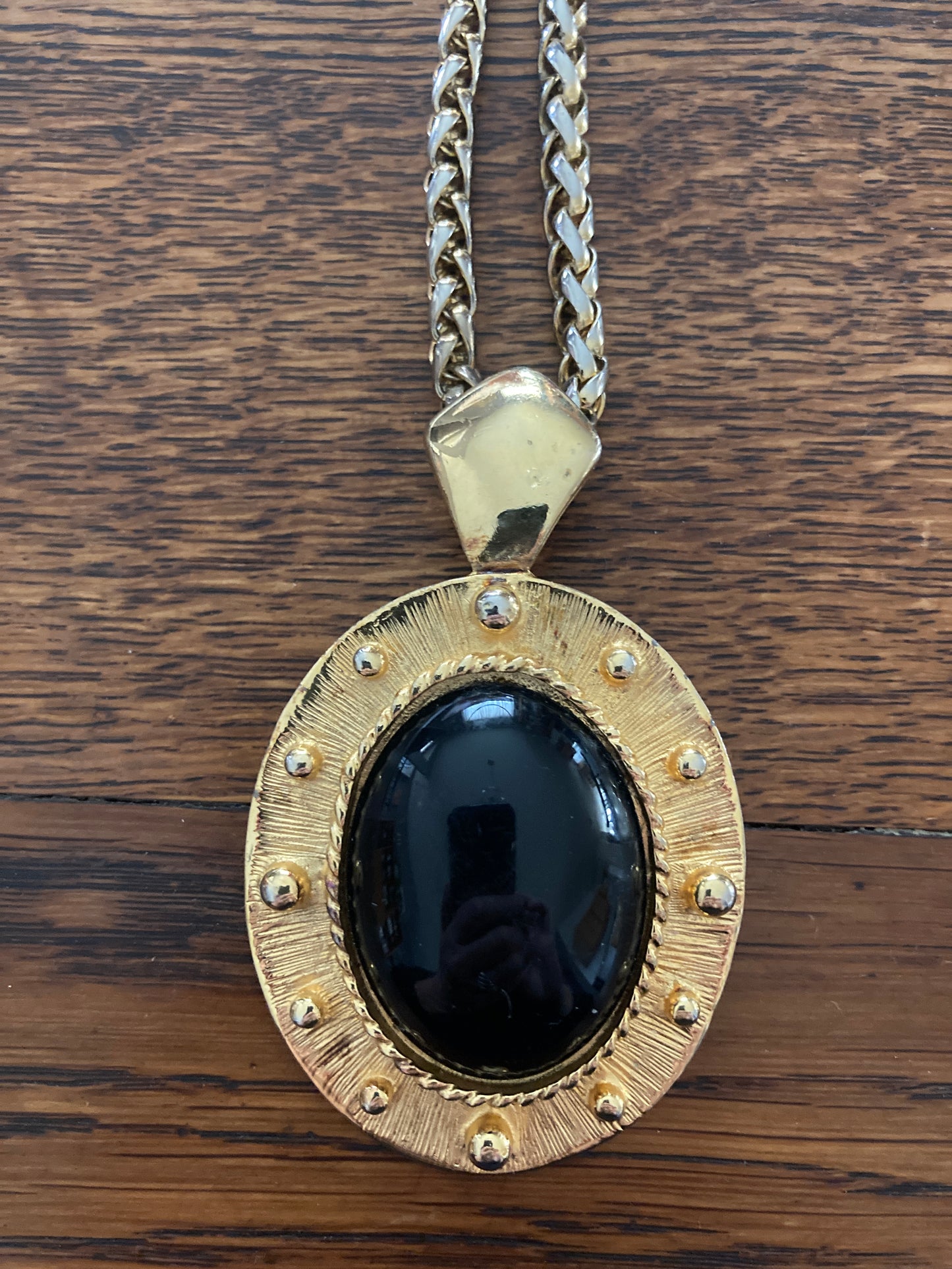 Large Black Oval Pendant Necklace w/ Gold Frame and Chunky Chain