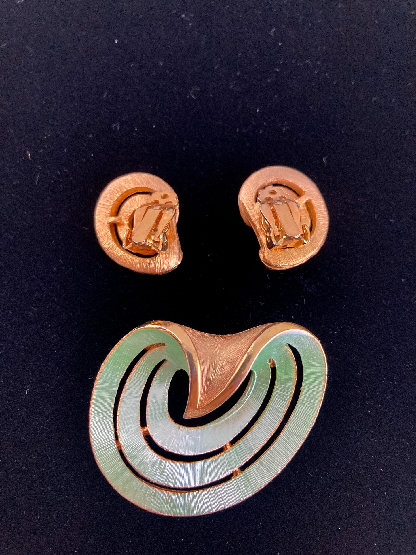 Pale Green & Gold Swirl Brooch and Earrings by JJ