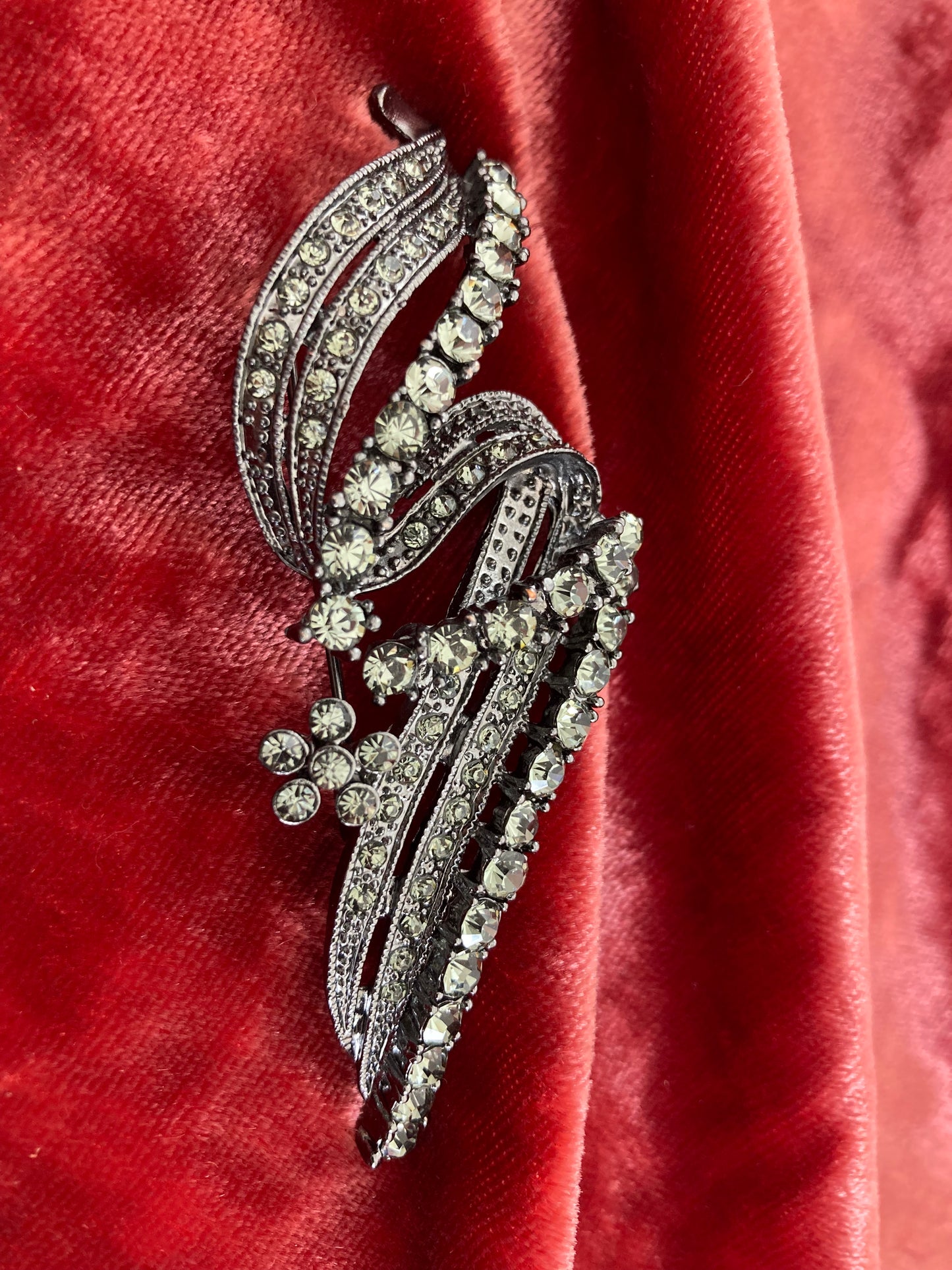 Gunmetal Gray Rhinestone Swoop Brooch