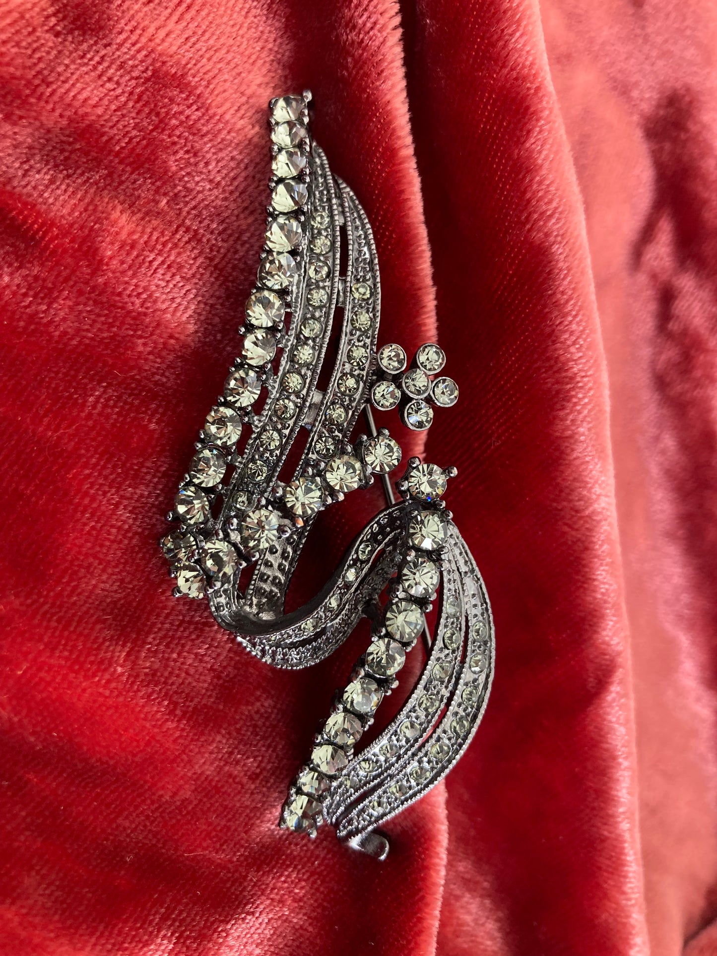 Gunmetal Gray Rhinestone Swoop Brooch