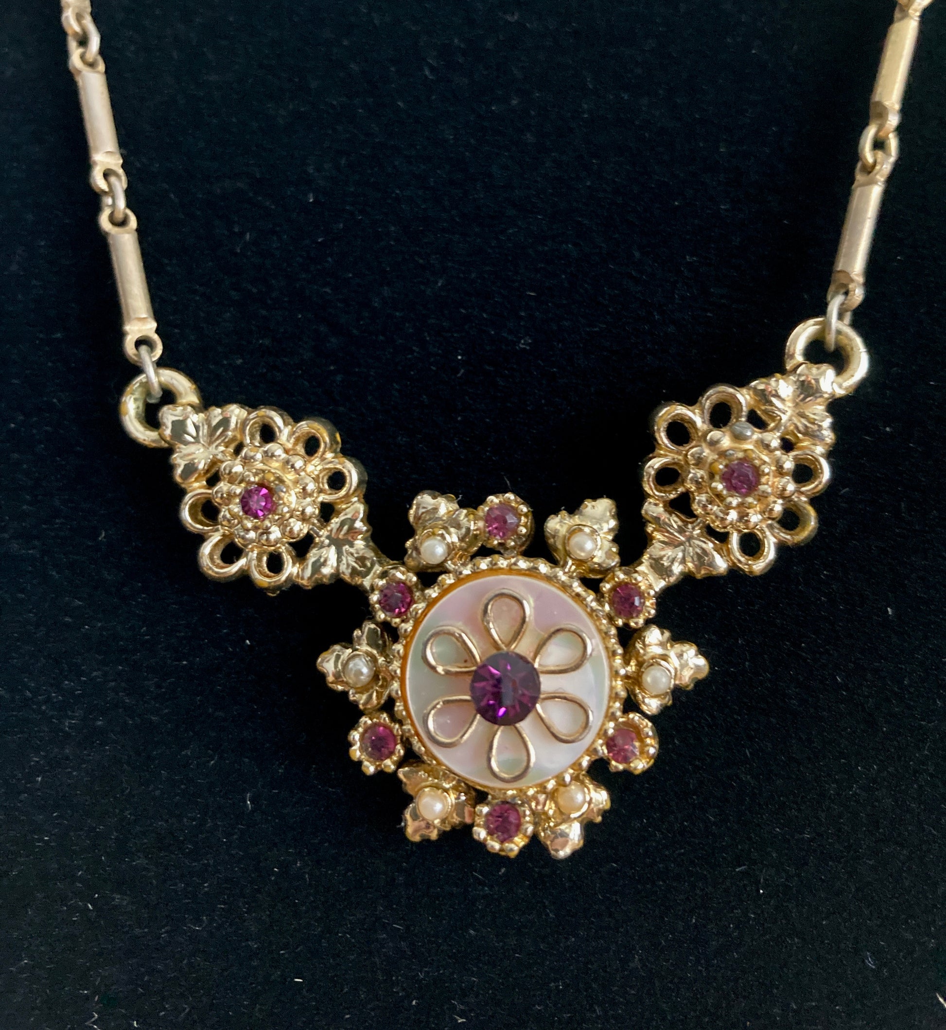 Coro Choker Gold-tone, MOP, Amethyst, Seed Pearls