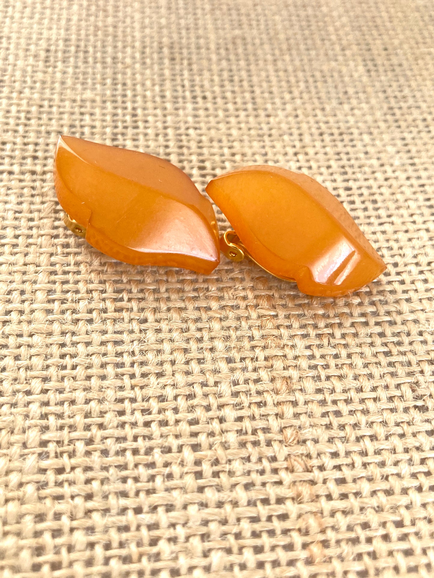 Chunky Lucite Leaf Earrings in Butterscotch