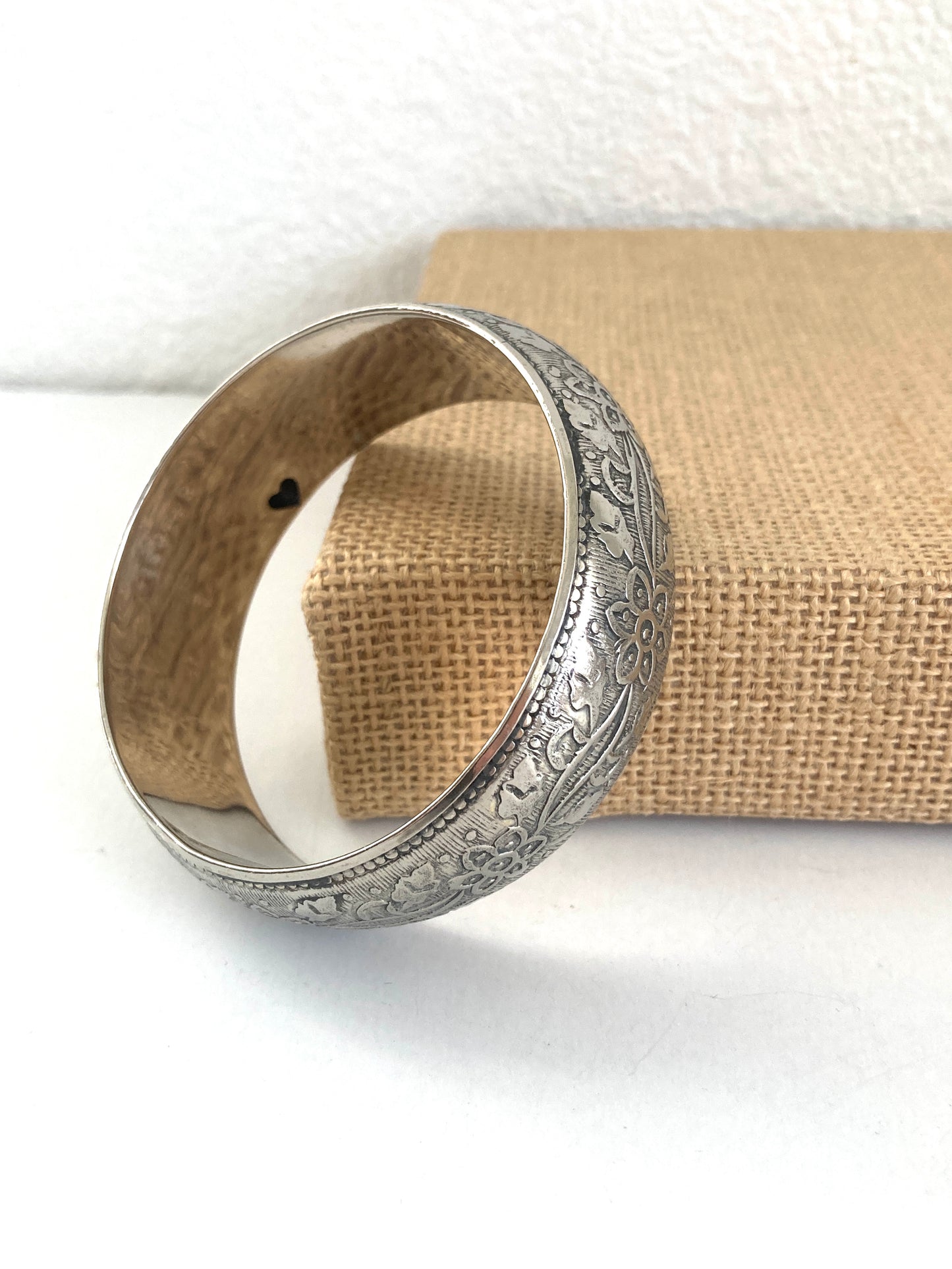 Silver-tone Bangle w/Flowers and Leaves