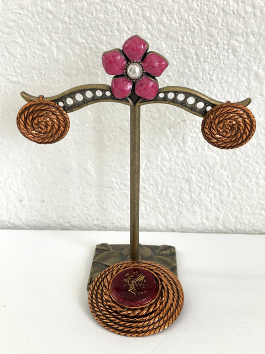 Braided Copper Brooch and Earrings Set with Intaglio