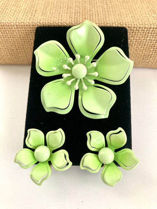 Green Enamel Flower Pin and Earrings Set