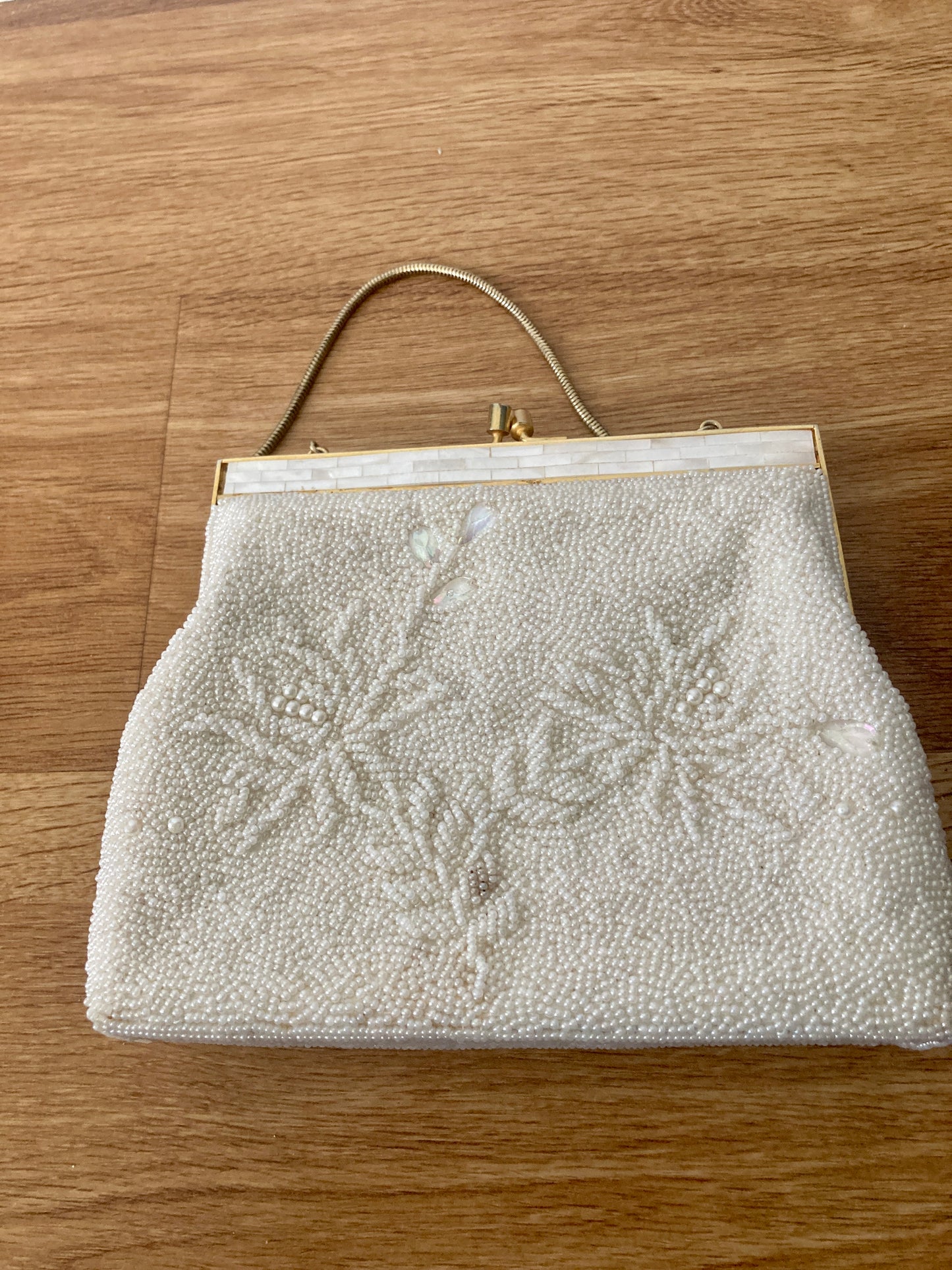 Vintage White Beaded Handbag w/ Mother of Pearl