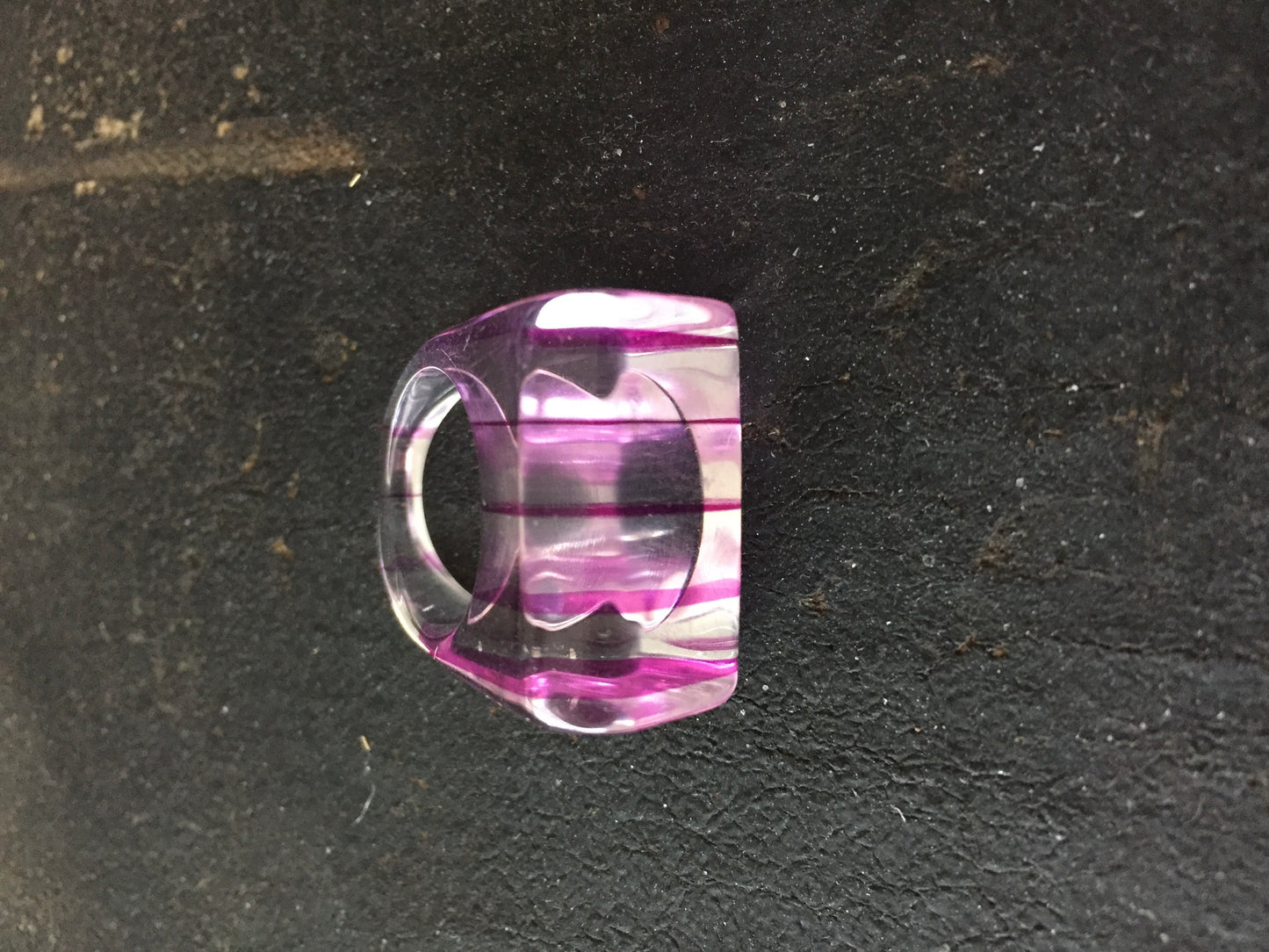 Purple Lucite Ring Vintage size 7 1/2