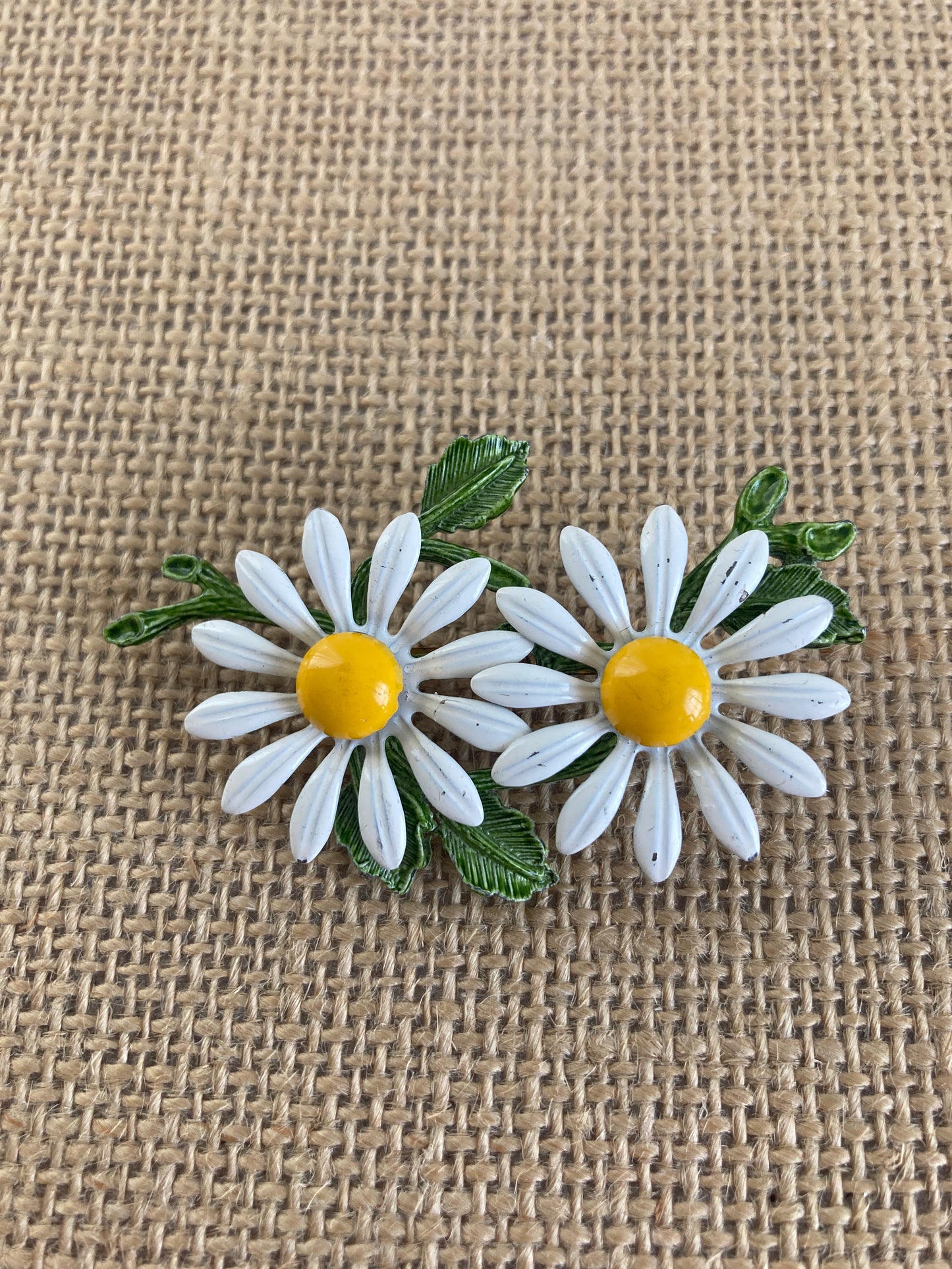 1960s Double Daisy Enamel Brooch