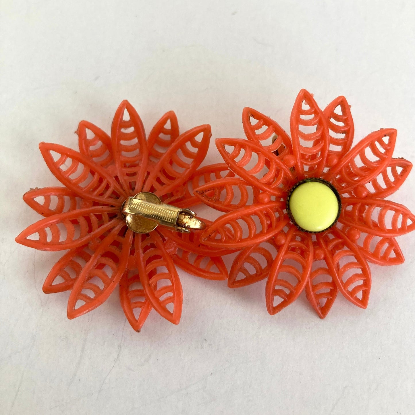 1950s Coral Soft Plastic Flower Earrings