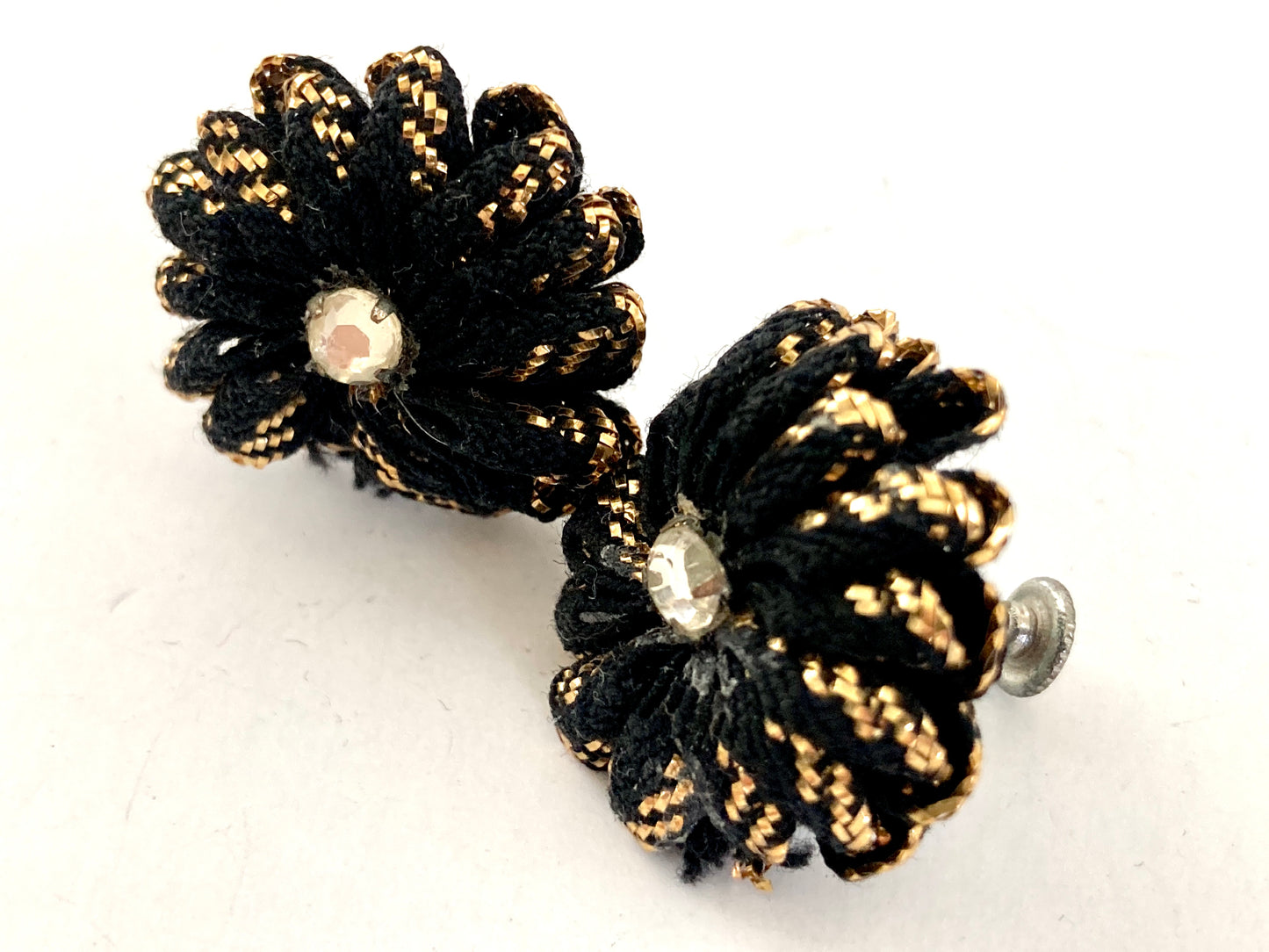 Vintage RickRack Flower Earrings