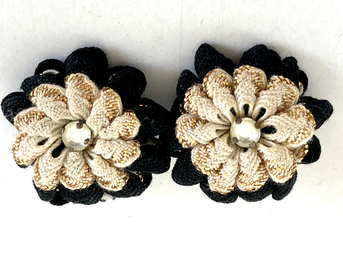 Vintage RickRack Flower Earrings