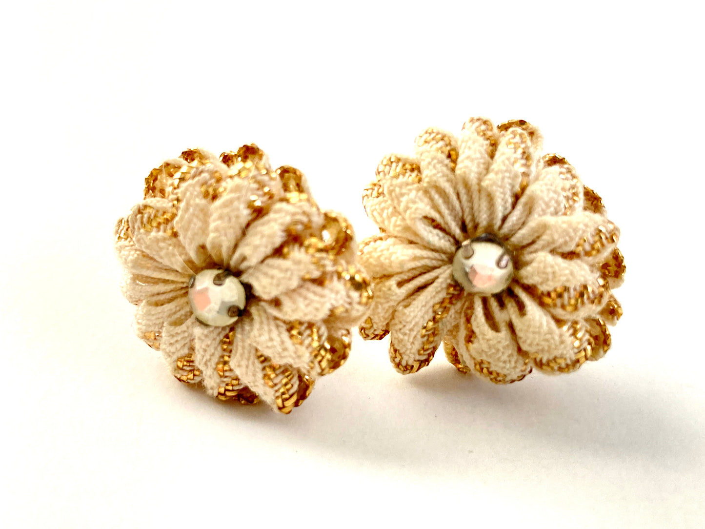 Vintage RickRack Flower Earrings