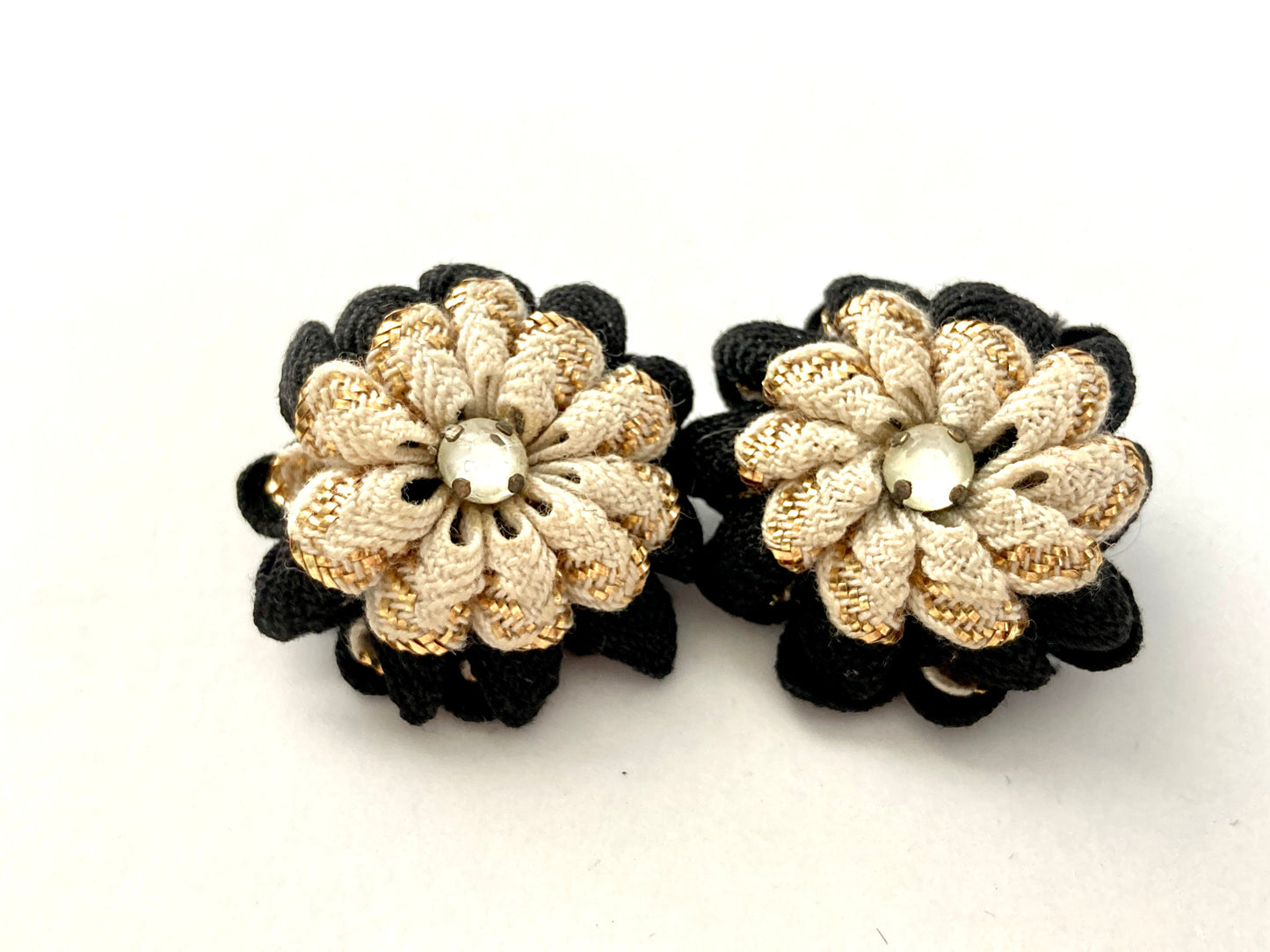 Vintage RickRack Flower Earrings