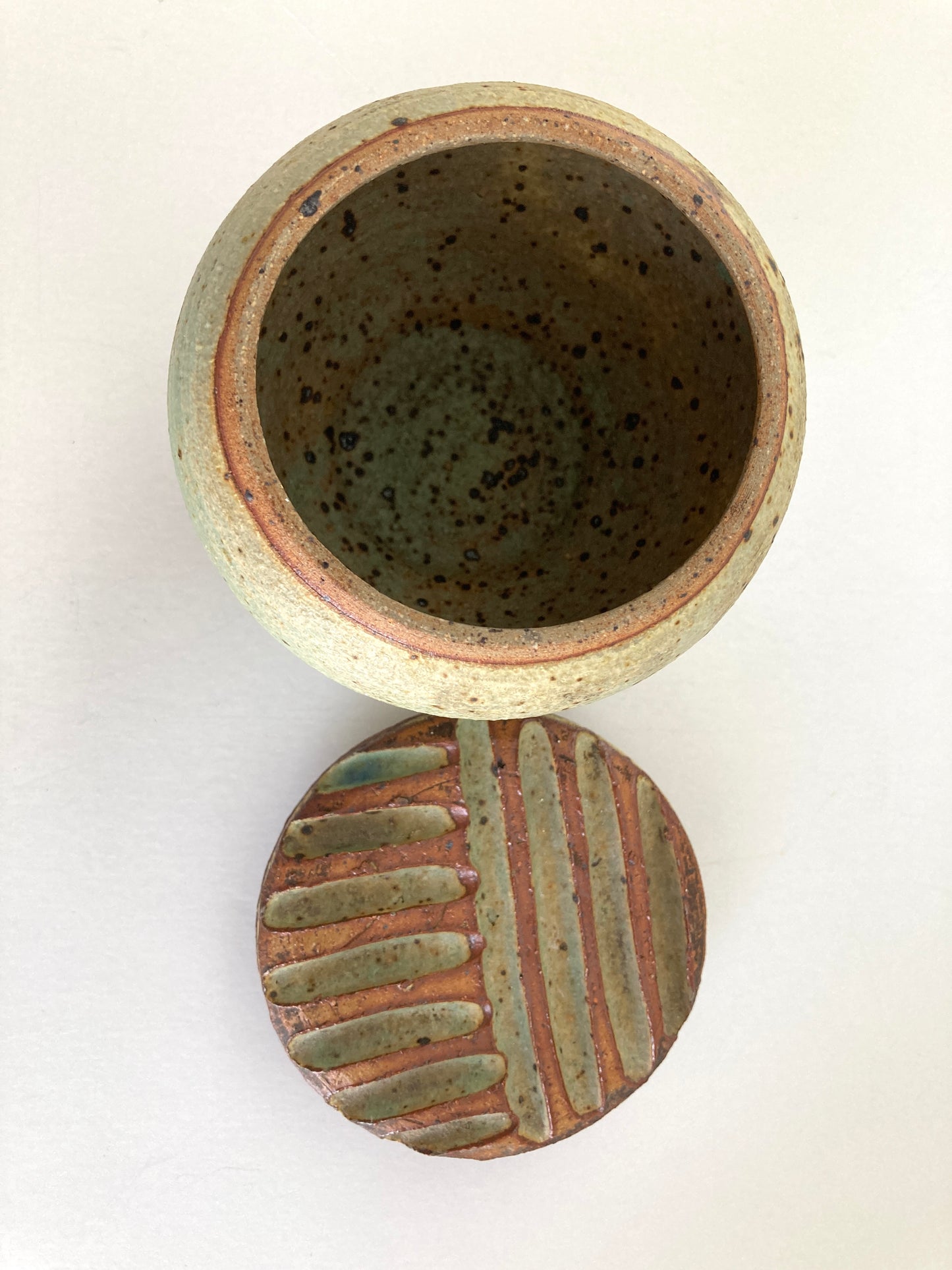 Studio Pottery Lidded Jar/Trinket Box