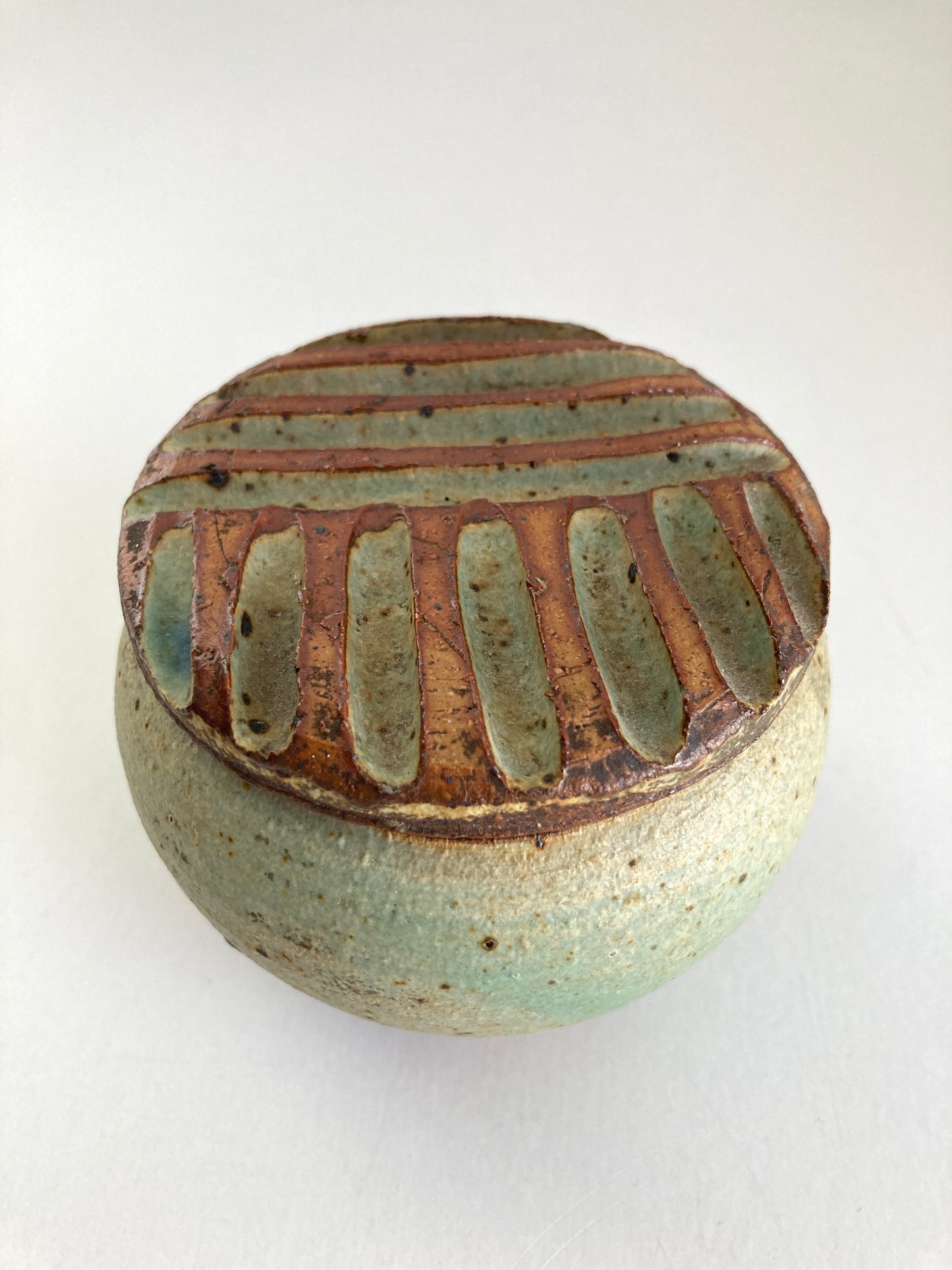 Studio Pottery Lidded Jar/Trinket Box