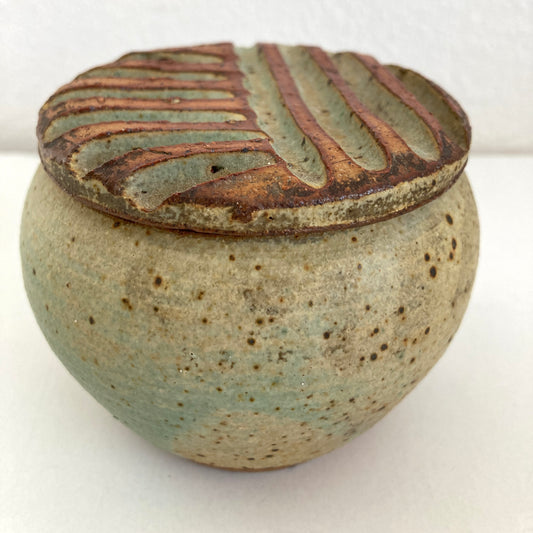 Studio Pottery Lidded Jar/Trinket Box