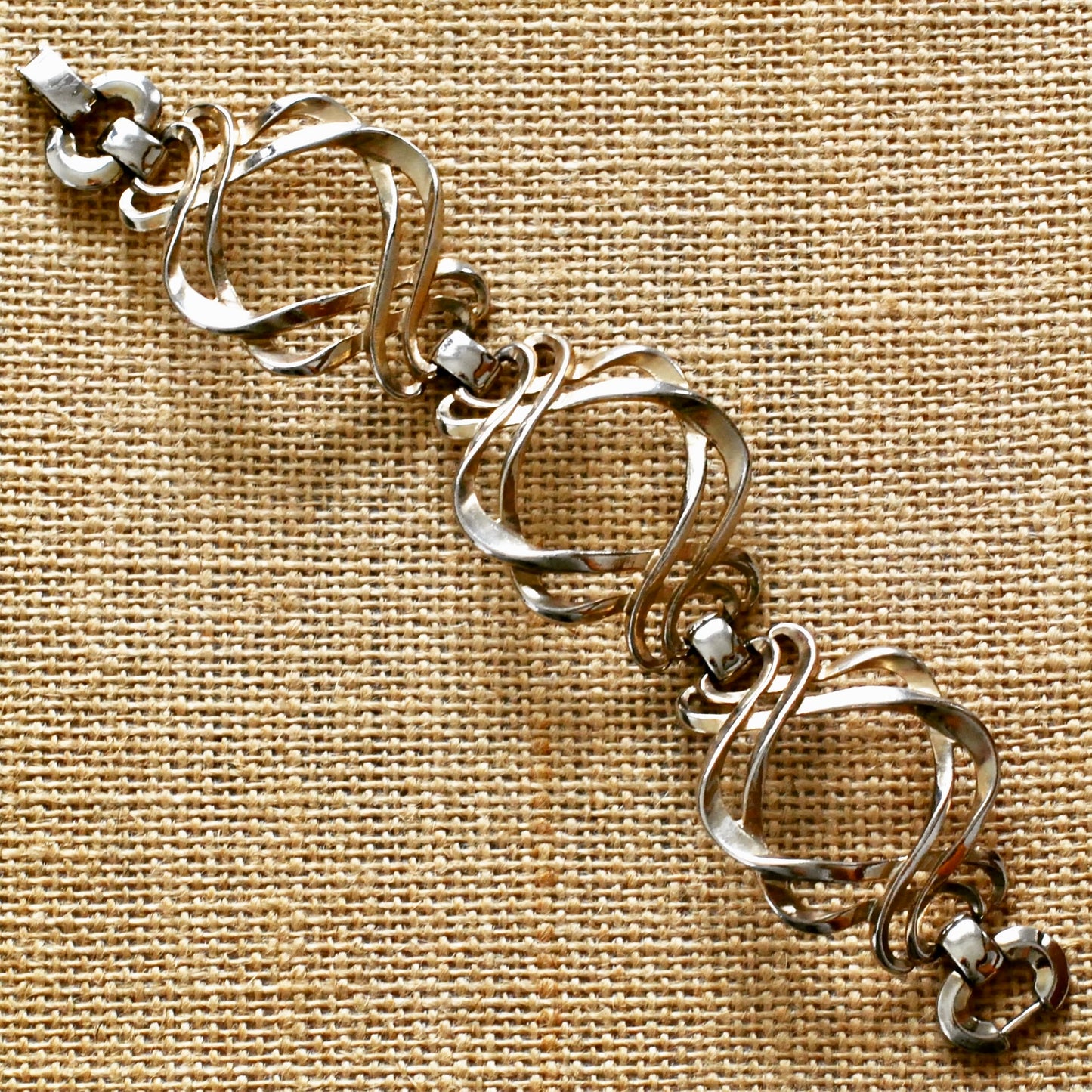 Silver Tone Large Open Love Knot Link Bracelet