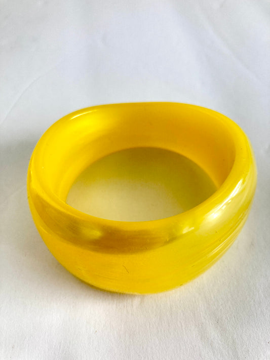 Chunky Lemon Yellow Swirl Asymmetrical Bangle