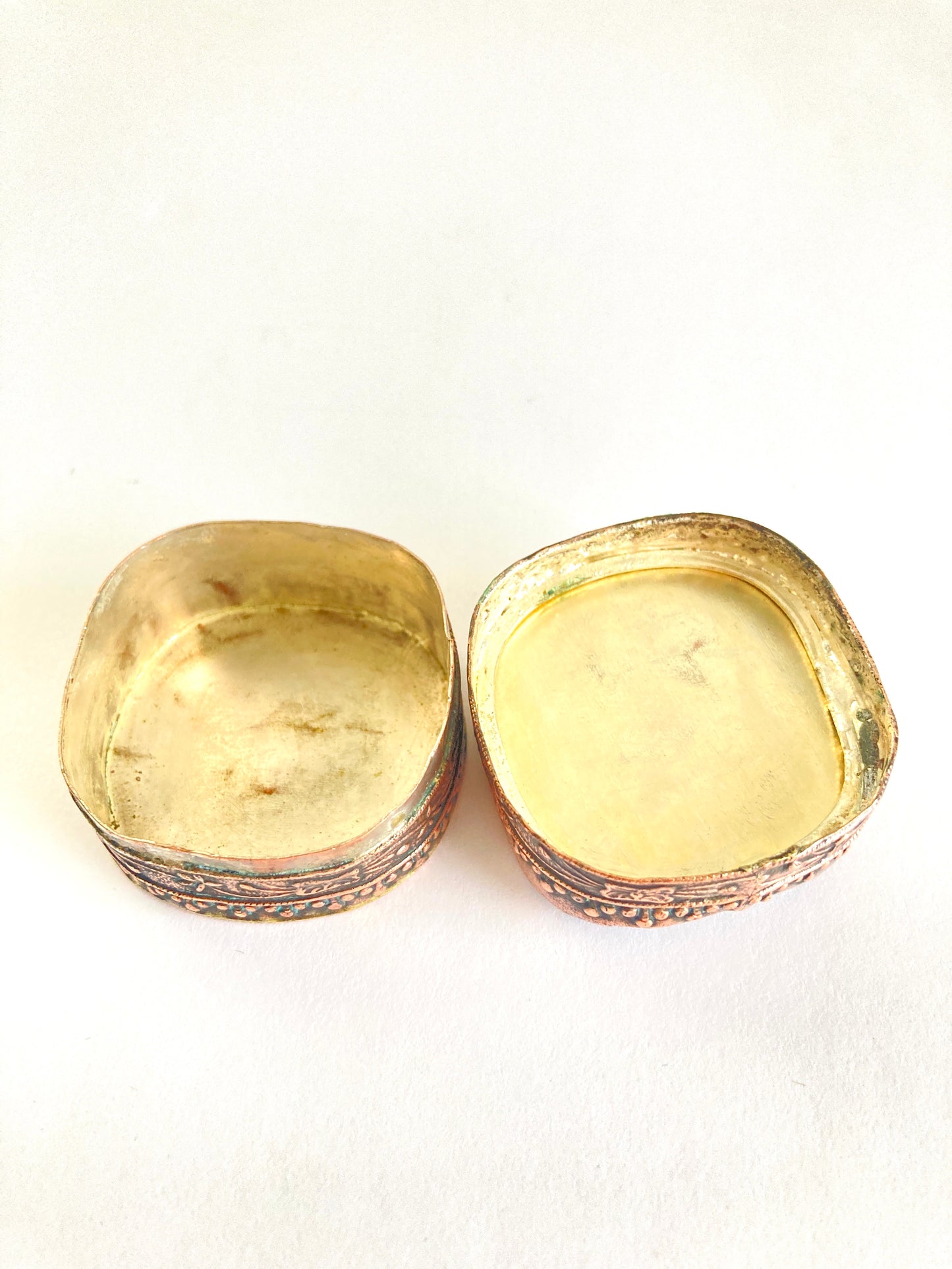 Chinese Porcelain Shard Box
