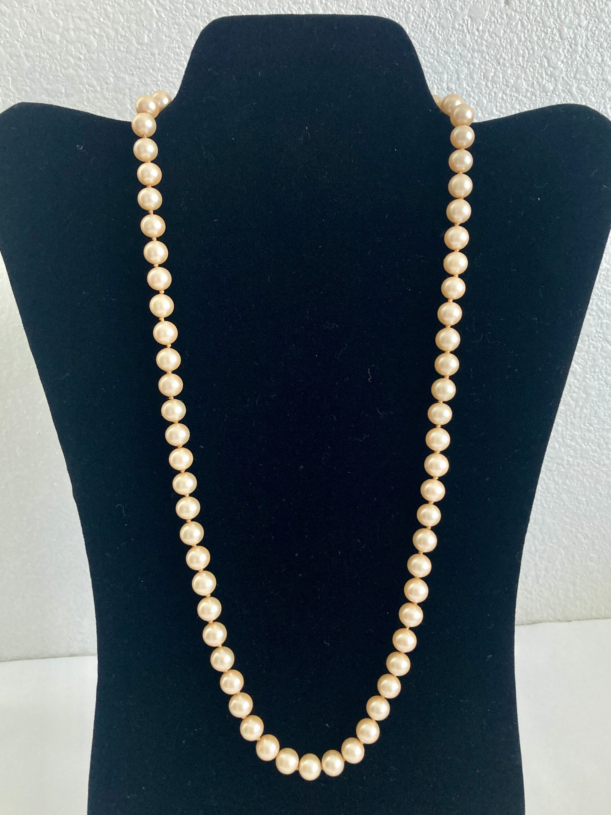 Marvella 24" Cream Pearl Necklace
