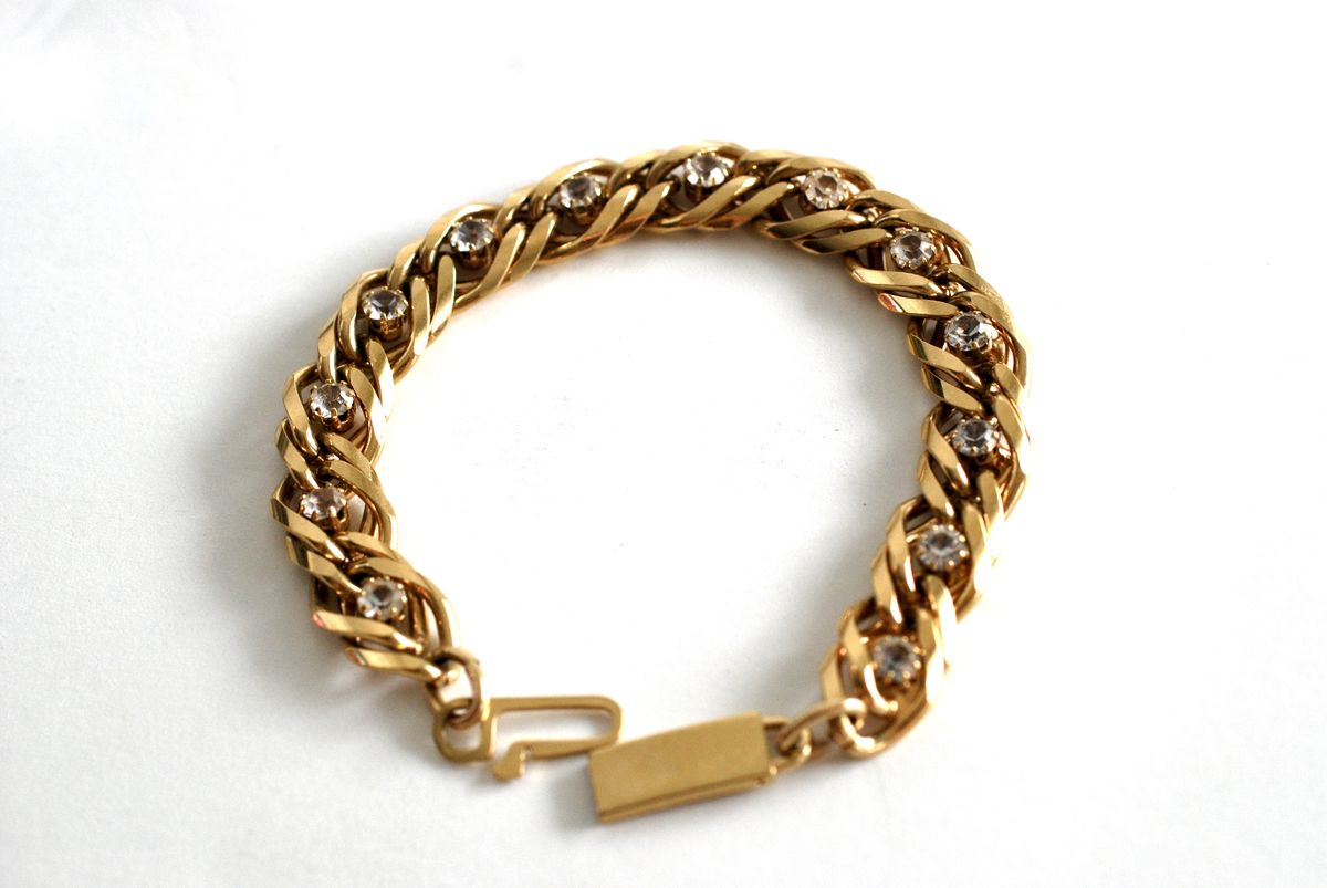 Double Link Curb Chain Bracelet with Inset Clear Stones in Gold Tone